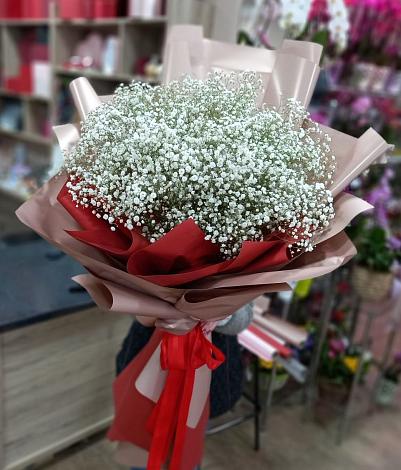 Букет цветов из: Гипсофила в Новой Ладоге