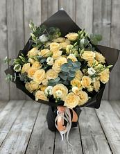 Букет цветов из:  Розы и Лизиантусы в Новой Ладоге