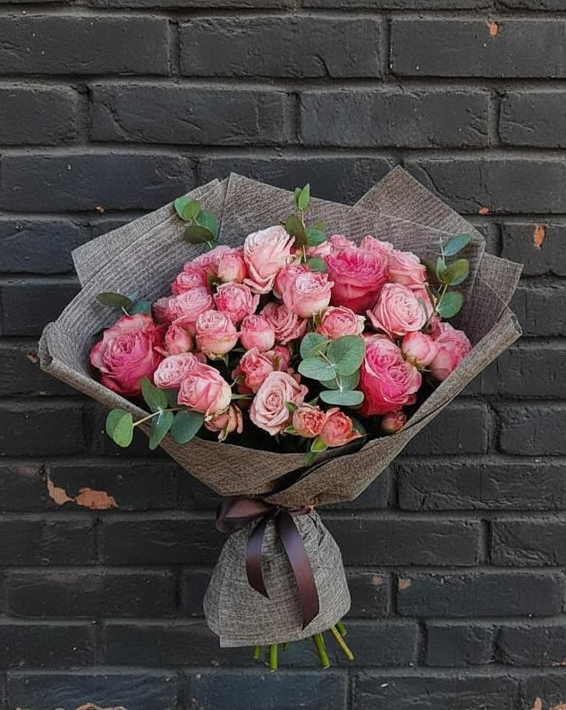 Букет цветов из: Розы в Новой Ладоге