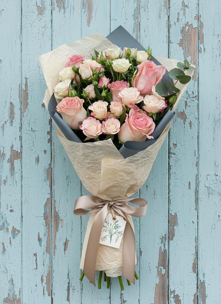 Букет цветов из: Розы в Новой Ладоге