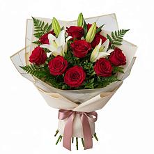 Букет цветов из:  Лилии и Розы в Новой Ладоге
