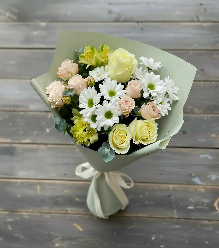 Букет цветов из: Альстромерии, Розы и Хризантемы в Новой Ладоге