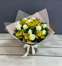 Букет цветов из:  Орхидеи и Розы в Новой Ладоге