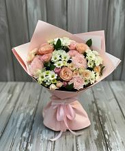 Букет цветов из:  Гвоздики, Розы и Хризантемы в Новой Ладоге