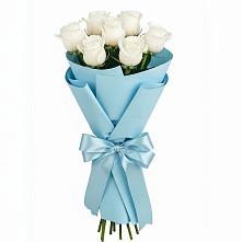 Букет 7 белых роз Проуд в Новой Ладоге