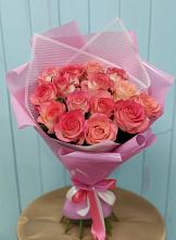 Букет 15 Розовых роз Равель в Новой Ладоге