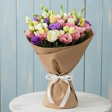 Букет цветов из:  Лизиантусы в Новой Ладоге