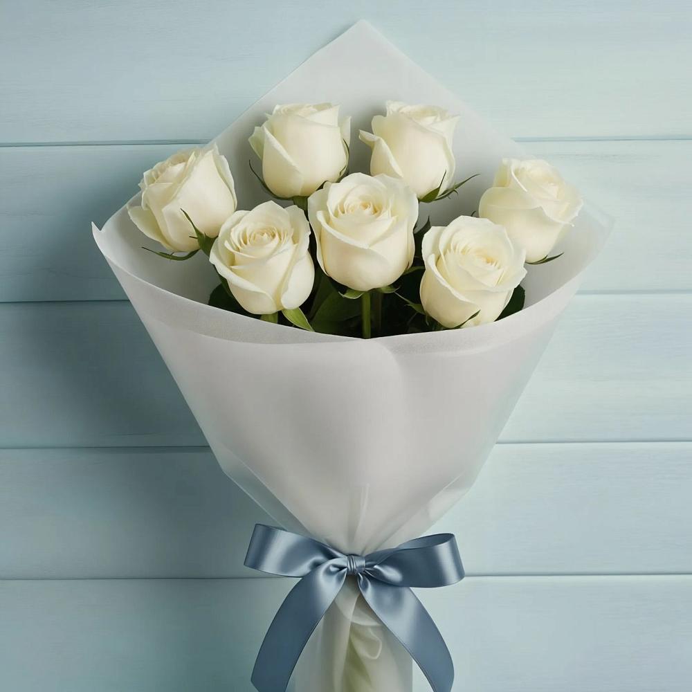 Букет 7 Белых роз Эдлесс Лав в Новой Ладоге
